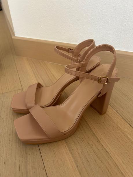 Sandálky veľ.36, 36