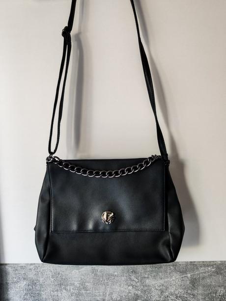 Kabelka cez plece aj do ruky, avon