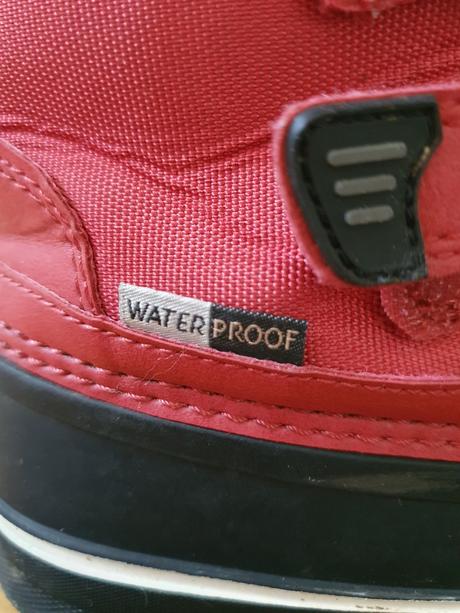 Zimne snehule 28-29, 29