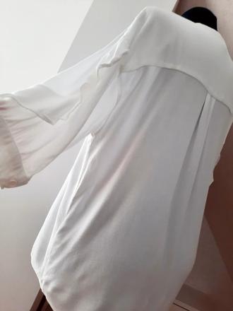 Ležérna biela halenka, l