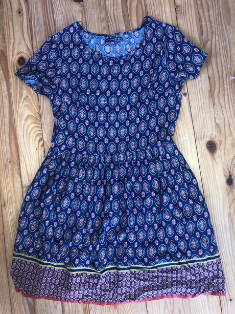 Dámske šaty, atmosphere,36