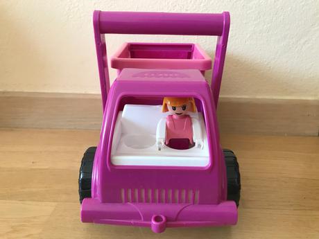 Plastové auto s panáčikom pre dievčatá, 