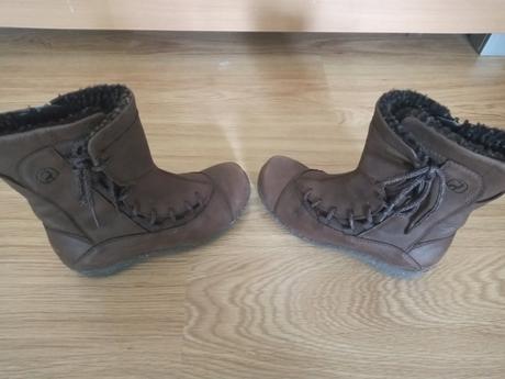 Teplé kožené čižmy super stav veľ 34 zn. klaveness, 34