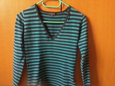Tenký prúžkovaný svetrík, amisu,s