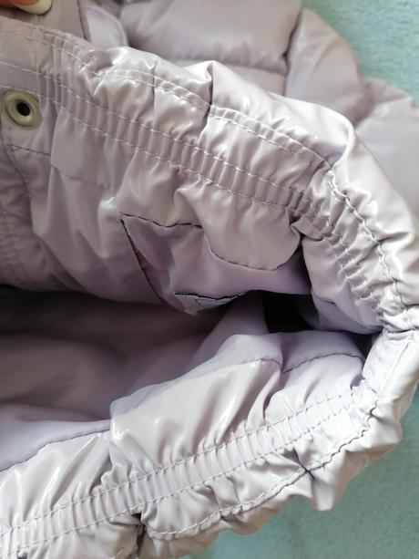 Fialkova bundička, reserved,80