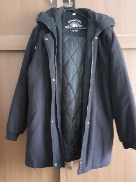 Vetrovka čierna na zimu, 48