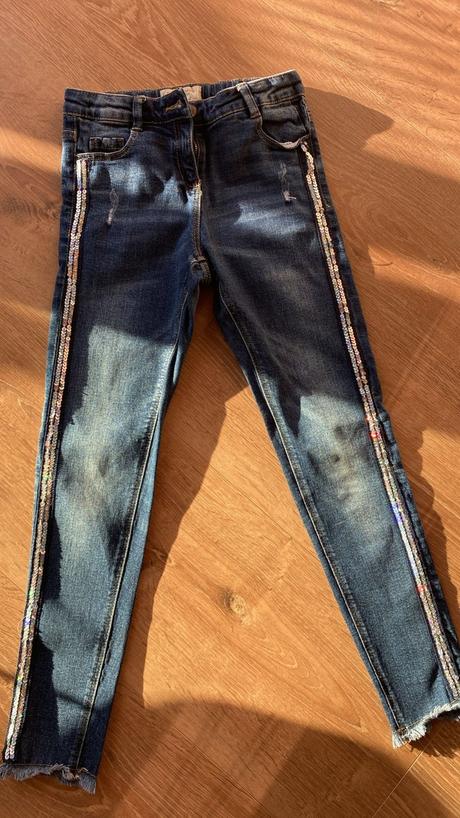 Dievčenské rifle.134, next,140