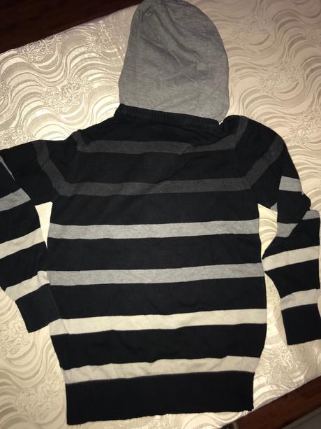 Sveter here+there, 134