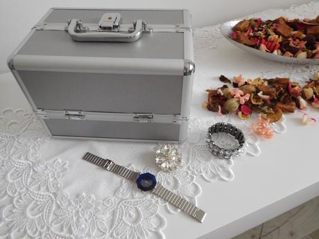 Kufrík na kozmetiku či šperky,, 