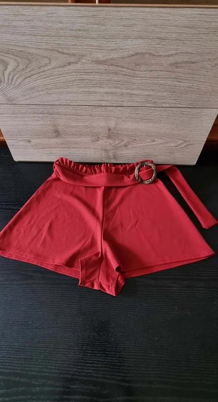 Sortky boohoo vel. 40, 40