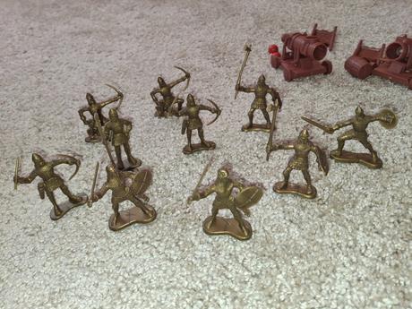 Rytiersky hrad aj s rytiermi, 