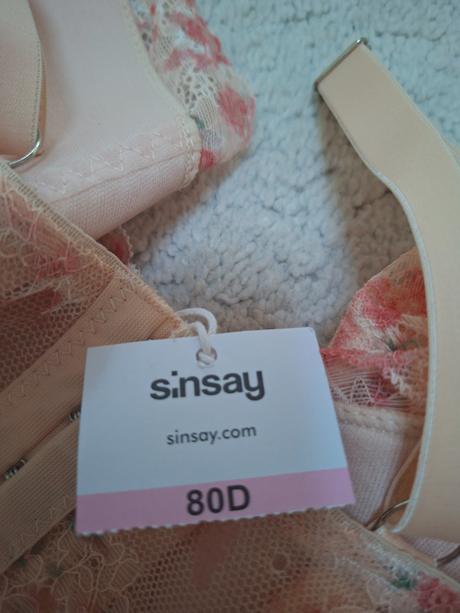 Podprsenka 80d, sinsay,80d