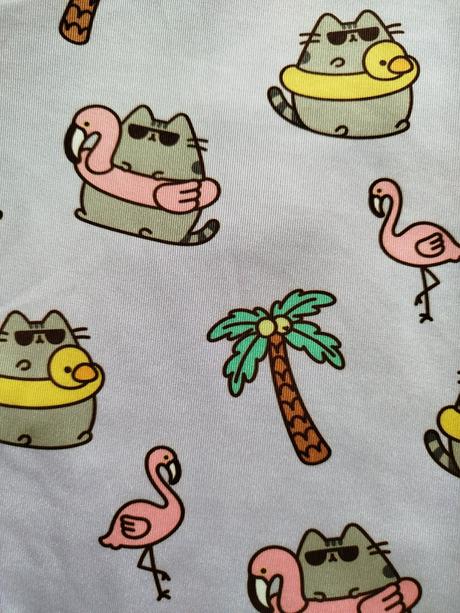 Elastické kraťasy pusheen - super stav, 146