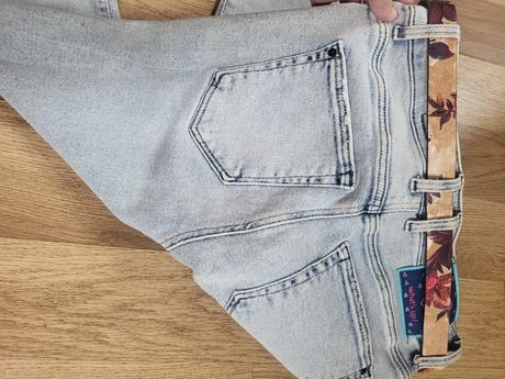 Nove rifle s opaskom a visackou, 50 zlava, 30 / m