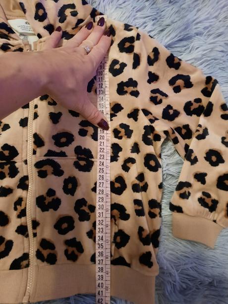 Krásna zamatová mikinka 110/116 od h&m, h&m,110