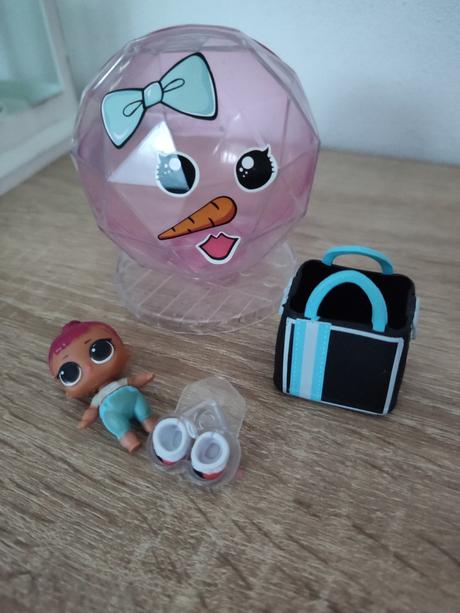 L.o.l surprise,