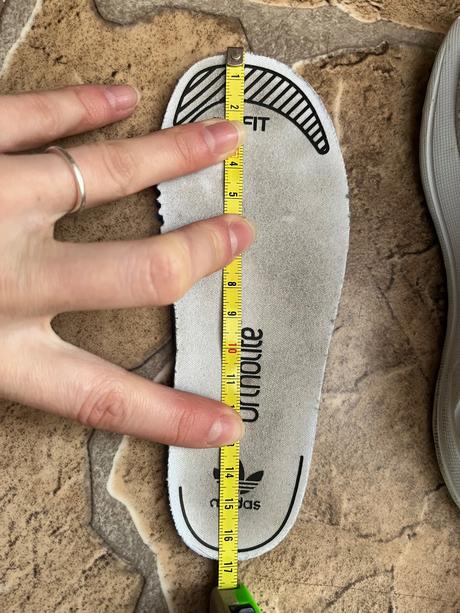 Predam tenisky adidas, adidas,26