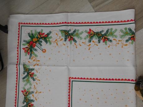 Obrus s vianočným motívom bavlnený, 