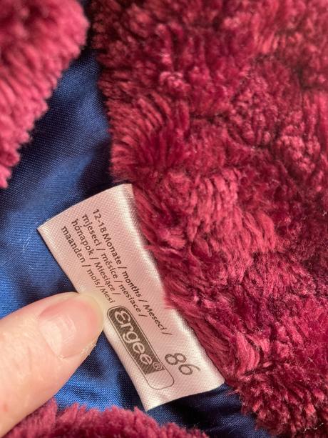 Pelerínka, ergee,86