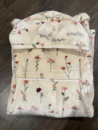 Mikina deka nova nepouzita, 