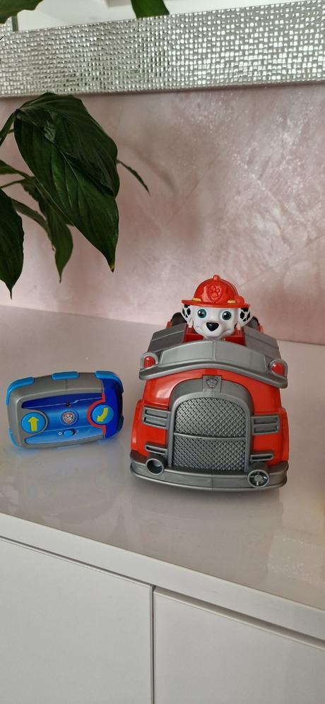 Tlapková patrola-marshalom,rubble,chase,.,