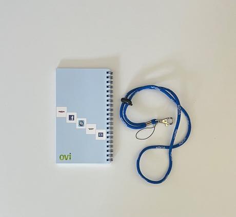 Papierový blok nokia x6 + originálna šnúrka s logo,