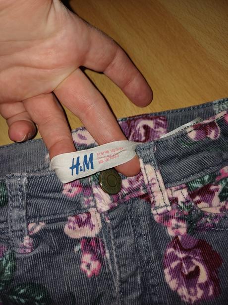 Menžestrova sukňa, h&m,98