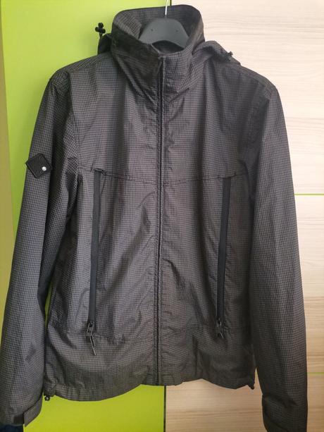 Chlapčenská /pánska vetrovka veľ. s, s