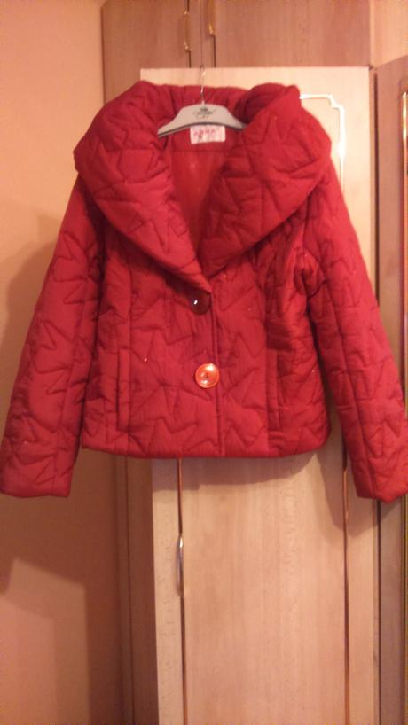 Červená zimná bunda, l