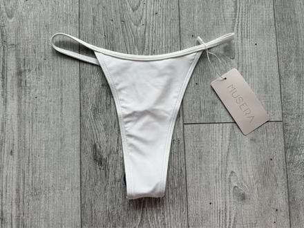 Biele tanga bikiny musera, xs