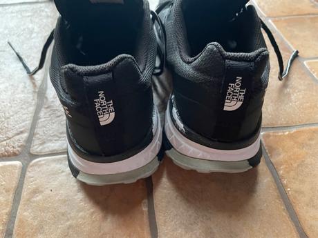 Northface tenisky, 44