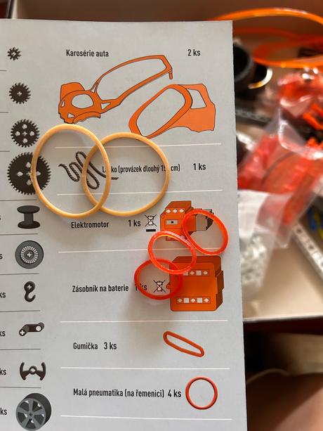 Stavebnica s elektrickým motorom - 10 modelov, 