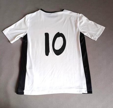 Kvalitné futbalové tričká 140 a 152, adidas,140