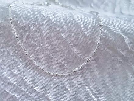 Strieborný náramok,