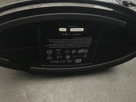 Jbl reproduktor,
