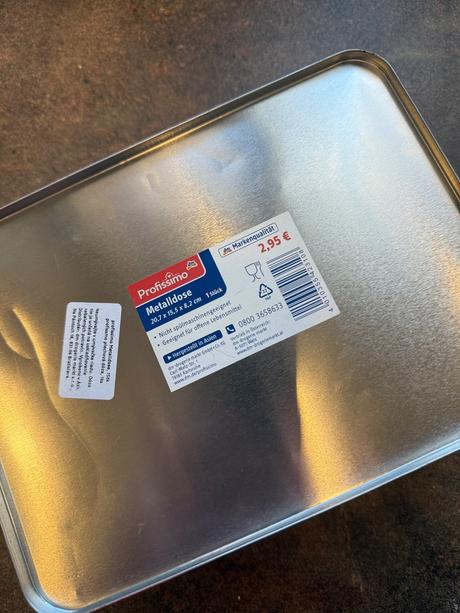 Predám plechovú dózu profissimo hviezdičky, 