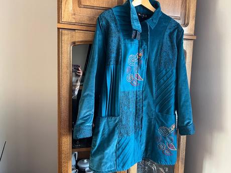 Predám zánovný kabát sanu-babu orient - l-, l