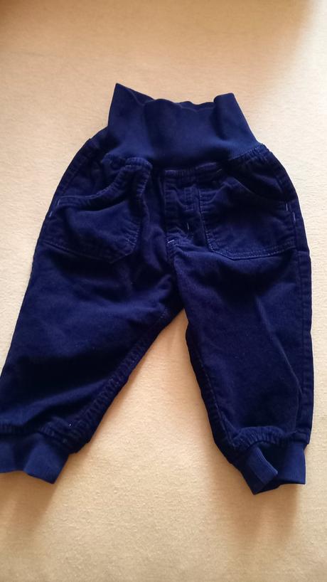 Nohavice, lupilu,74