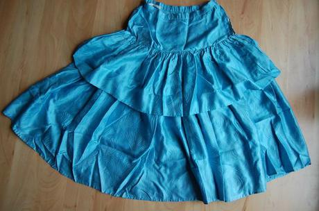 Sukňa,mam k nej aj top, m