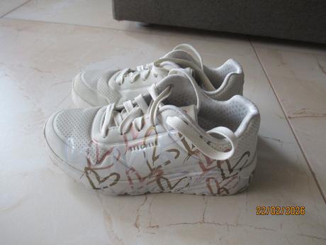 Botasky, tenisky, skechers,32