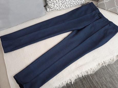 Na predaj nový elegantný pánsky oblek 54-176, 54