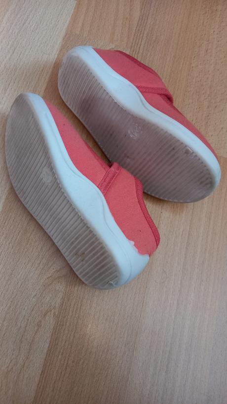 Dievčenské papuče veľ. 24 vd 15cm, kuniboo,24