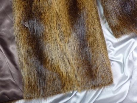 Luxusný kožuch z nutrie, 38