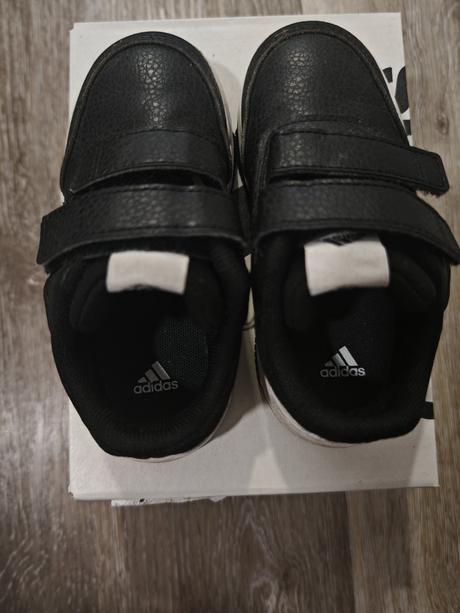 Botasky adidas, adidas,23