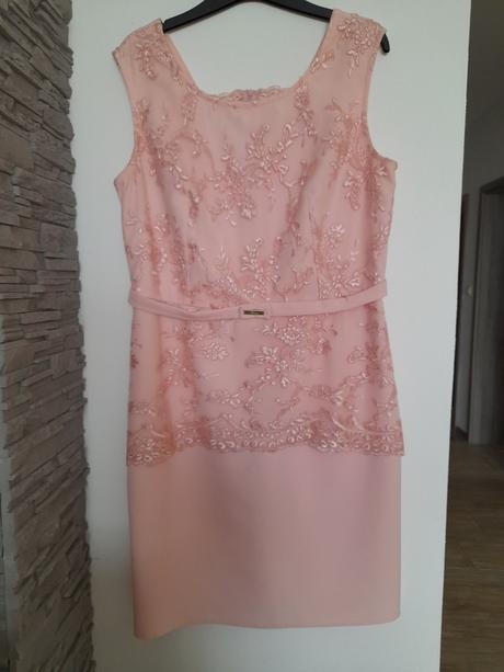 Spolocenske saty, 42