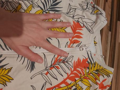 Mikina vel.122, reserved,122