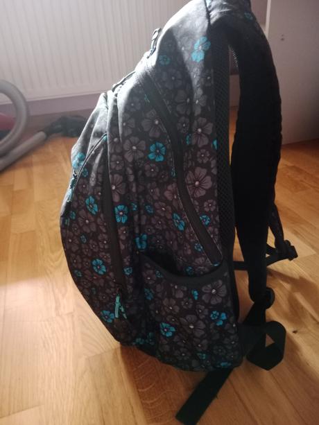 Školský batoh,