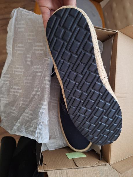 Panske tommy hilfiger, tommy hilfiger,44