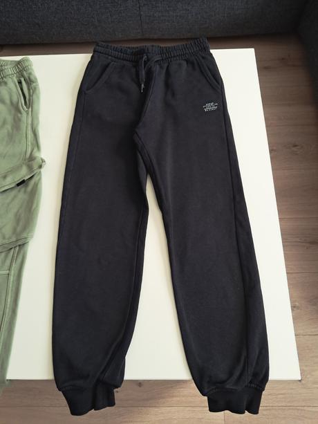 2ks teplaky 140/146, zara,140