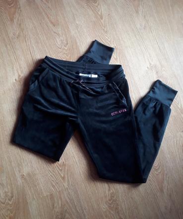 Kvalitné tepláky converse xs/s, converse,s